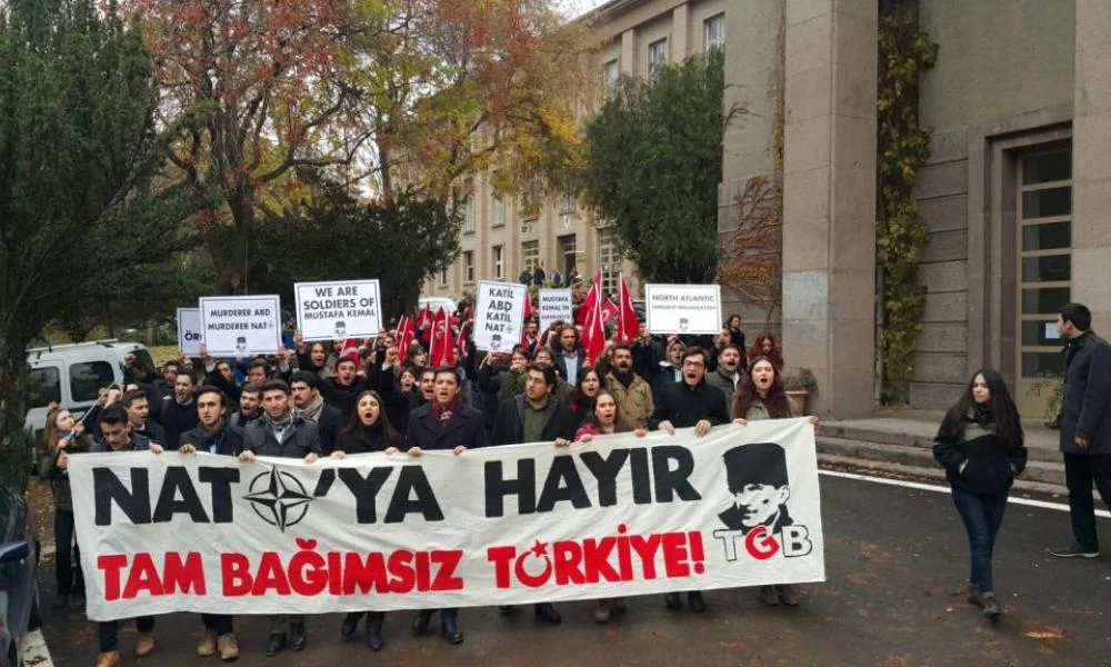 ''Καζάνι'' έτοιμο να εκραγεί η Τουρκία-Το 75% των νέων θέλει να φύγει από την χώρα